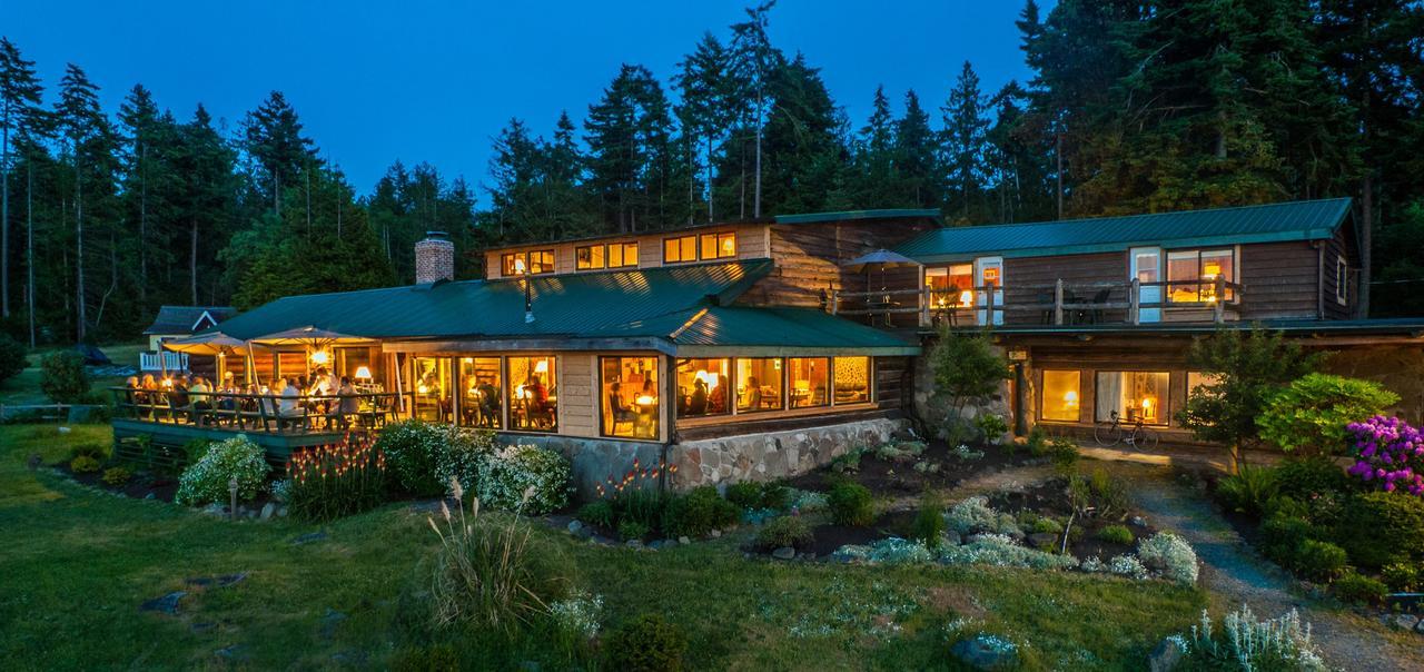 The Surf Lodge And Pub Gabriola Eksteriør bilde